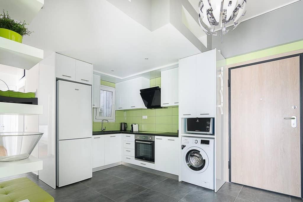 Bright&Sunny top floor 2 bedroom apartment Athene Buitenkant foto