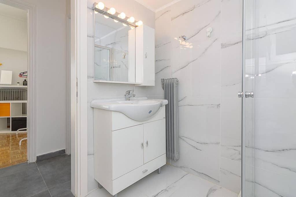 Bright&Sunny top floor 2 bedroom apartment Athene Buitenkant foto