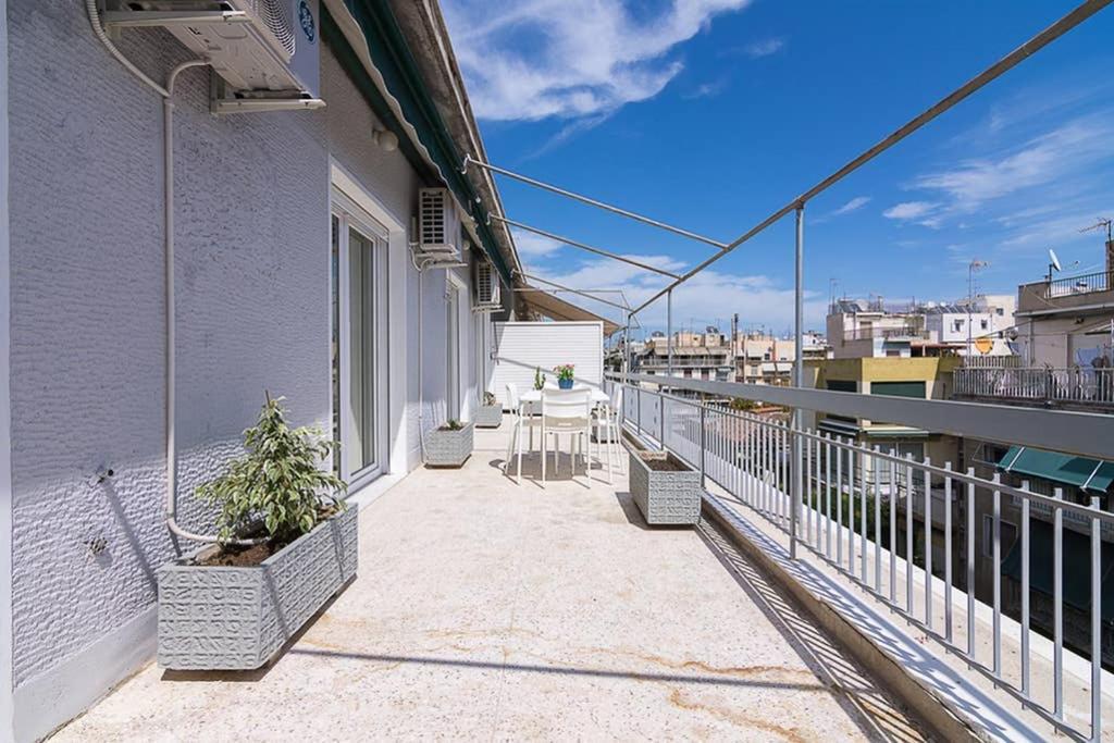 Bright&Sunny top floor 2 bedroom apartment Athene Buitenkant foto