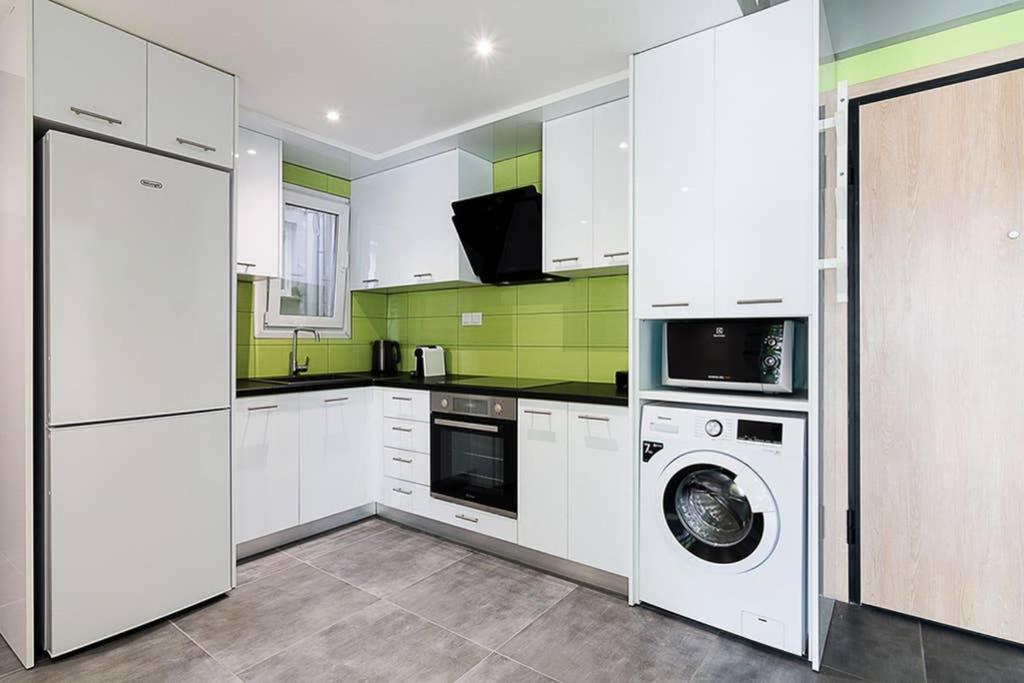 Bright&Sunny top floor 2 bedroom apartment Athene Buitenkant foto